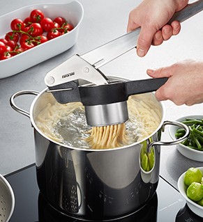 Gefu Kartoffel- Saft- und Spätzlepresse Force One